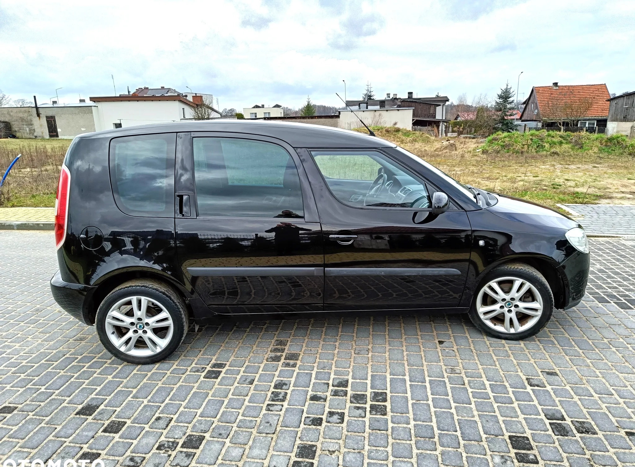 Skoda Roomster cena 16999 przebieg: 174000, rok produkcji 2008 z Czersk małe 352